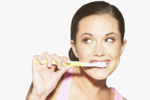 how to keep your teeth clean on the go, tips from idaho falls dentist